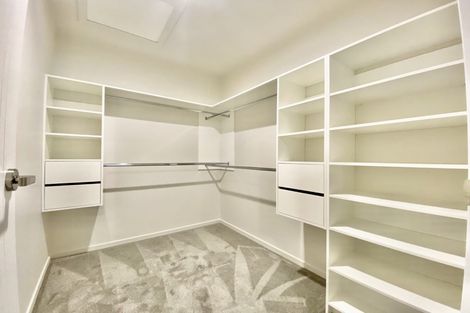 Photo of property in 5 Cloonlyon Drive, Flat Bush, Auckland, 2019