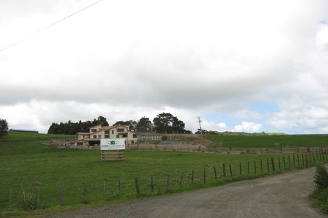 Photo of property in 52 Fork Road, Kumeu, 0891