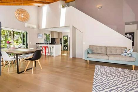 Photo of property in 6 Tree Fern Trail, Campbells Bay, Auckland, 0630