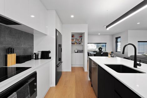 Photo of property in 19 Henrietta Street, Marshland, Christchurch, 8083