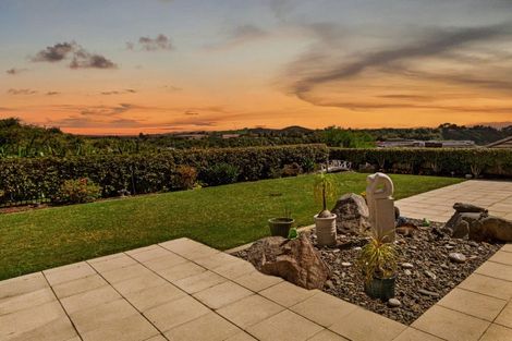 Photo of property in 28 Rexford Heights, Pyes Pa, Tauranga, 3112