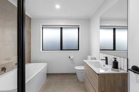 Photo of property in 37 Lockerbie Street, Morrinsville, 3300