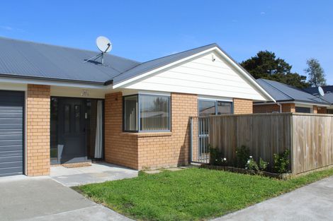 Photo of property in 85a Oxford Street, Tawa, Wellington, 5028
