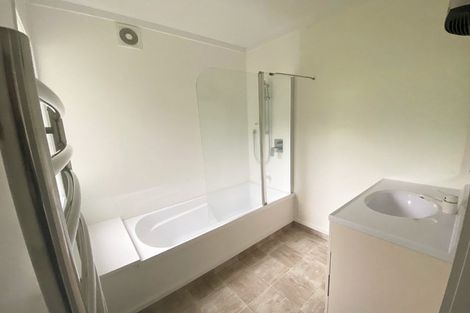 Photo of property in 88 Beach Road, Castor Bay, Auckland, 0620