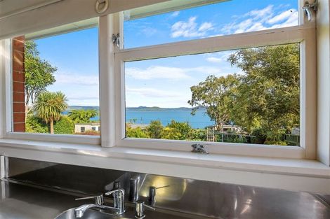 Photo of property in 5 Hugh Avenue, Hamurana, Rotorua, 3097