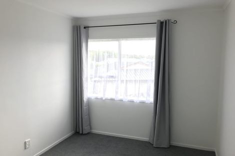 Photo of property in 13 Palm Court Drive, Glen Eden, Auckland, 0602