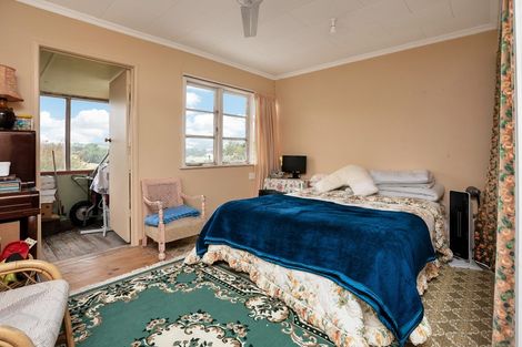 Photo of property in 109 Hurndall Street East, Maungaturoto, 0520