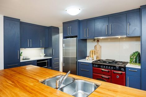 Photo of property in 221b Victoria Avenue, Hokowhitu, Palmerston North, 4410