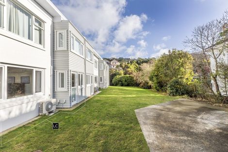 Photo of property in 5/18 Agra Crescent, Khandallah, Wellington, 6035