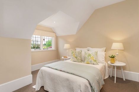 Photo of property in 106 Fendalton Road, Fendalton, Christchurch, 8014