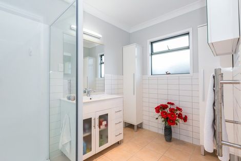 Photo of property in 1/68 Guppy Road, Greenmeadows, Napier, 4112