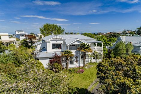 Photo of property in 9 Hukarere Road, Bluff Hill, Napier, 4110