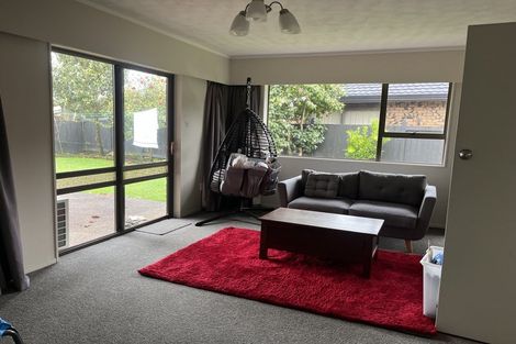 Photo of property in 6 Caulfield Place, Awapuni, Palmerston North, 4412