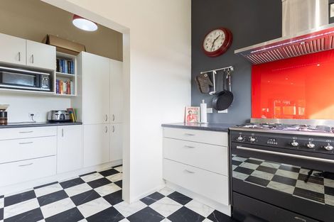 Photo of property in 107 Ruapehu Street, Paraparaumu, 5032