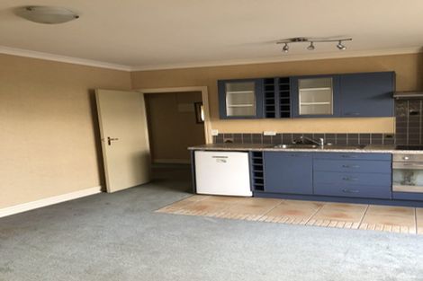 Photo of property in 2/70 Beresford Street, Bayswater, Auckland, 0622