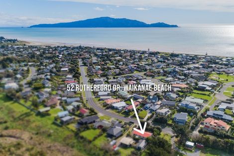 Photo of property in 52 Rutherford Drive, Waikanae Beach, Waikanae, 5036