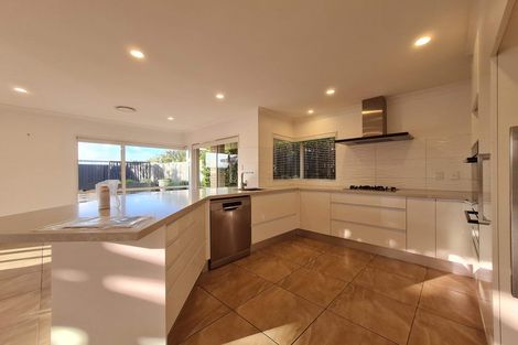 Photo of property in 15 Keppoch Court, Dannemora, Auckland, 2016