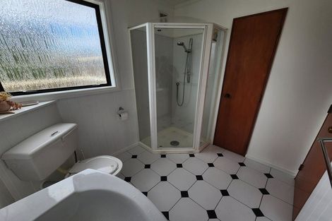 Photo of property in 1 Lindis Close, Kelson, Lower Hutt, 5010