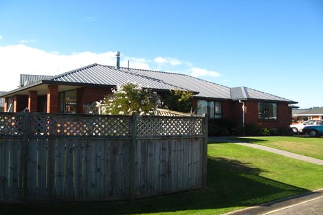 Photo of property in 2 Alpine Close, Mosgiel, 9024