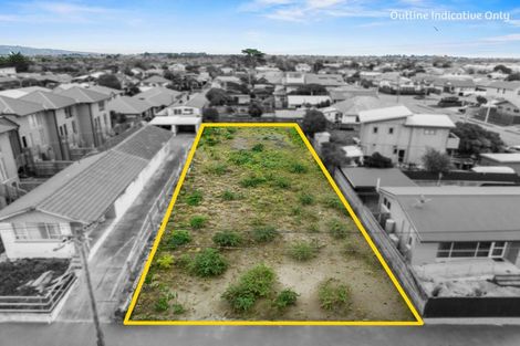 Photo of property in 243 Marine Parade, New Brighton, Christchurch, 8061