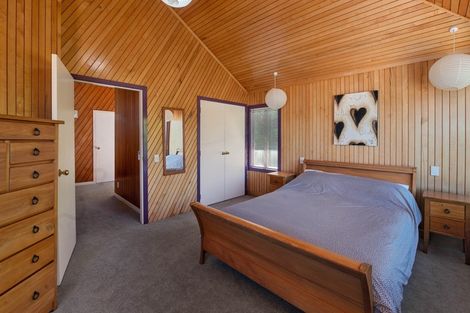 Photo of property in 33 Spencer Road, Lake Tarawera, Rotorua, 3076