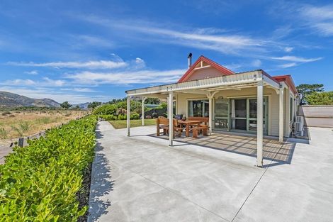 Photo of property in 15 Forest View Road, Little River, 7591