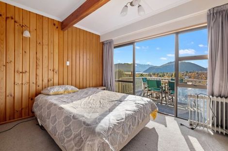Photo of property in 63 Manuka Crescent, Wanaka, 9305