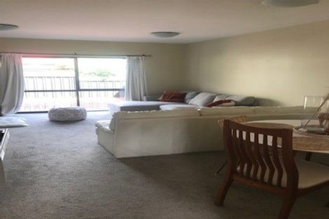 Photo of property in 15/21 Armoy Drive, East Tamaki, Auckland, 2016