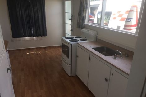 Photo of property in 294 Keyes Road, New Brighton, Christchurch, 8083