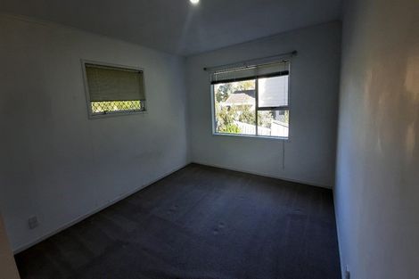 Photo of property in 9 Bryers Place, Bayview, Auckland, 0629
