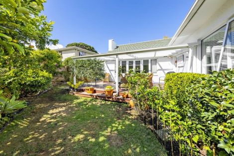 Photo of property in 4a Green Road, Panmure, Auckland, 1072