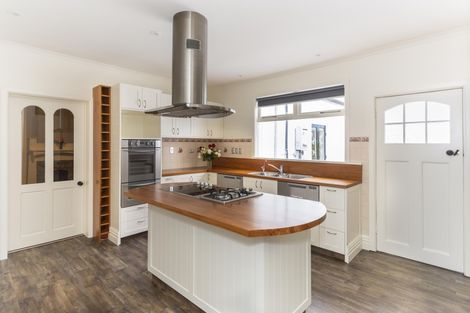 Photo of property in 96 Perth Street, Holmes Hill, Oamaru, 9401