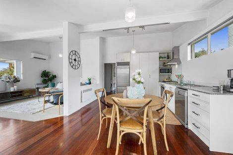 Photo of property in 1/11 Rewiti Avenue, Takapuna, Auckland, 0622