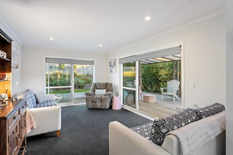 Photo of property in 7 Te Wiremu Lane, Otaki, 5512