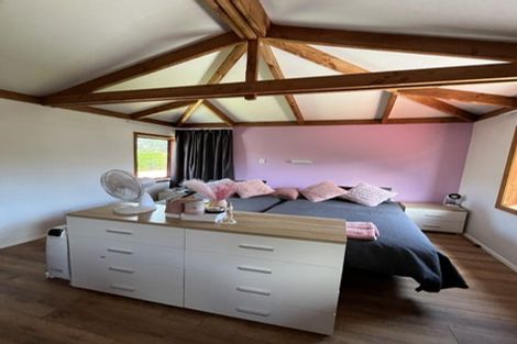 Photo of property in 5 Smith Street, Paekakariki, 5034