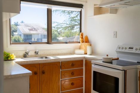 Photo of property in 71 Moore Street, Hillcrest, Auckland, 0627