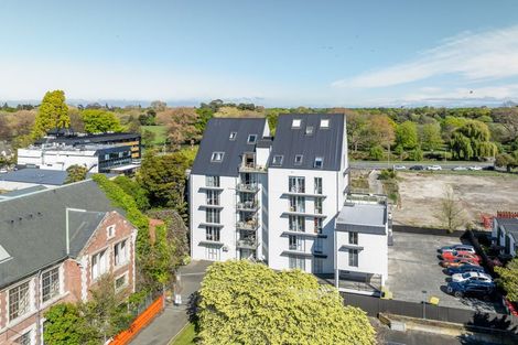 Photo of property in 16/15 Peterborough Street, Christchurch Central, Christchurch, 8013