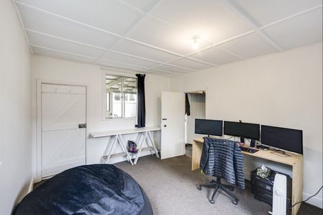 Photo of property in 24 Church Road, Taradale, Napier, 4112