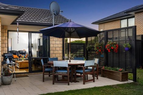 Photo of property in 5 Hillford Place, Welcome Bay, Tauranga, 3175