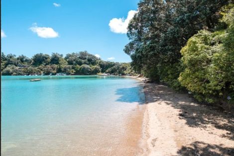 Photo of property in 17 Glen Brook Road, Omiha, Waiheke Island, 1081
