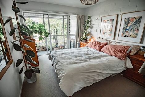 Photo of property in 7/32 Blockhouse Bay Road, Avondale, Auckland, 1026