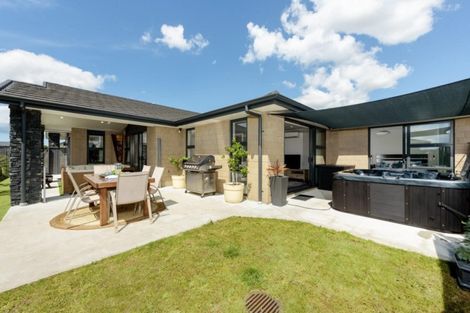 Photo of property in 14 Materawaho Way, Pyes Pa, Tauranga, 3112