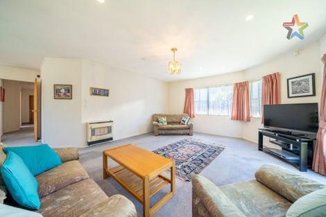 Photo of property in 2/25 De Menech Grove, Avalon, Lower Hutt, 5011