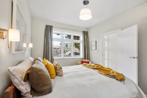 Photo of property in 53 Brougham Street, Mount Victoria, Wellington, 6011