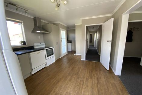 Photo of property in 52 Cascade Crescent, Westbrook, Palmerston North, 4412