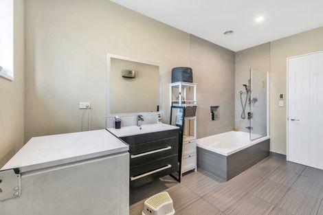 Photo of property in 34 King Street, Coalgate, 7673