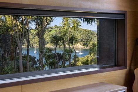 Photo of property in 209 Delamore Drive, Oneroa, Waiheke Island, 1081