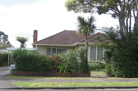 Photo of property in 81 Archibald Road, Kelston, Auckland, 0602