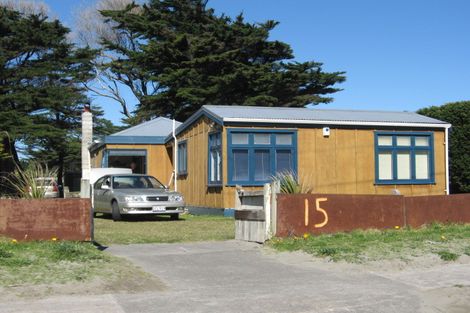 Photo of property in 15 Koputara Road, Himatangi Beach, Foxton, 4891