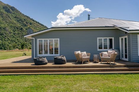 Photo of property in 121 Flyer View Lane, Kingston, 9793